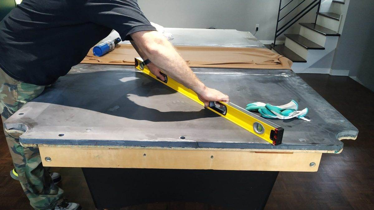 Table de billard préparée pour être déplacée